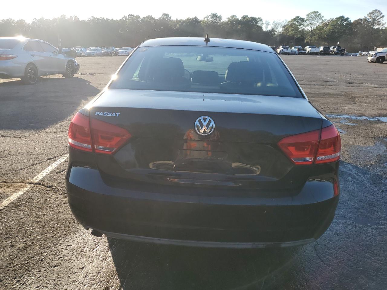 2012 Volkswagen Passat S VIN: 1VWAH7A33CC047215 Lot: 93305165