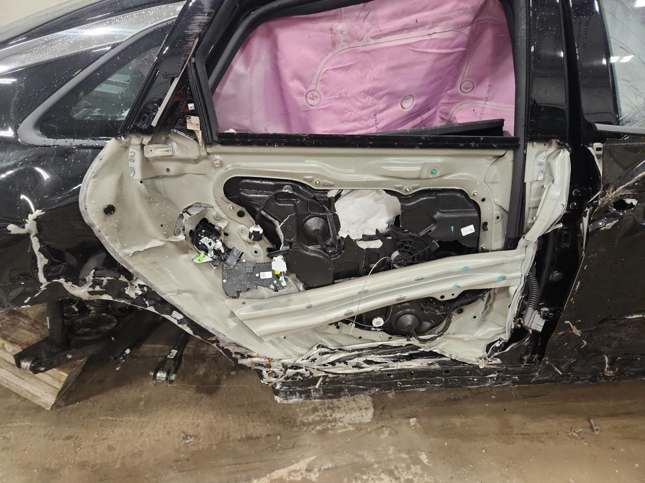 2026 Kia K5 Gt Line VIN: KNAG64J77T5425817 Lot: 91921925