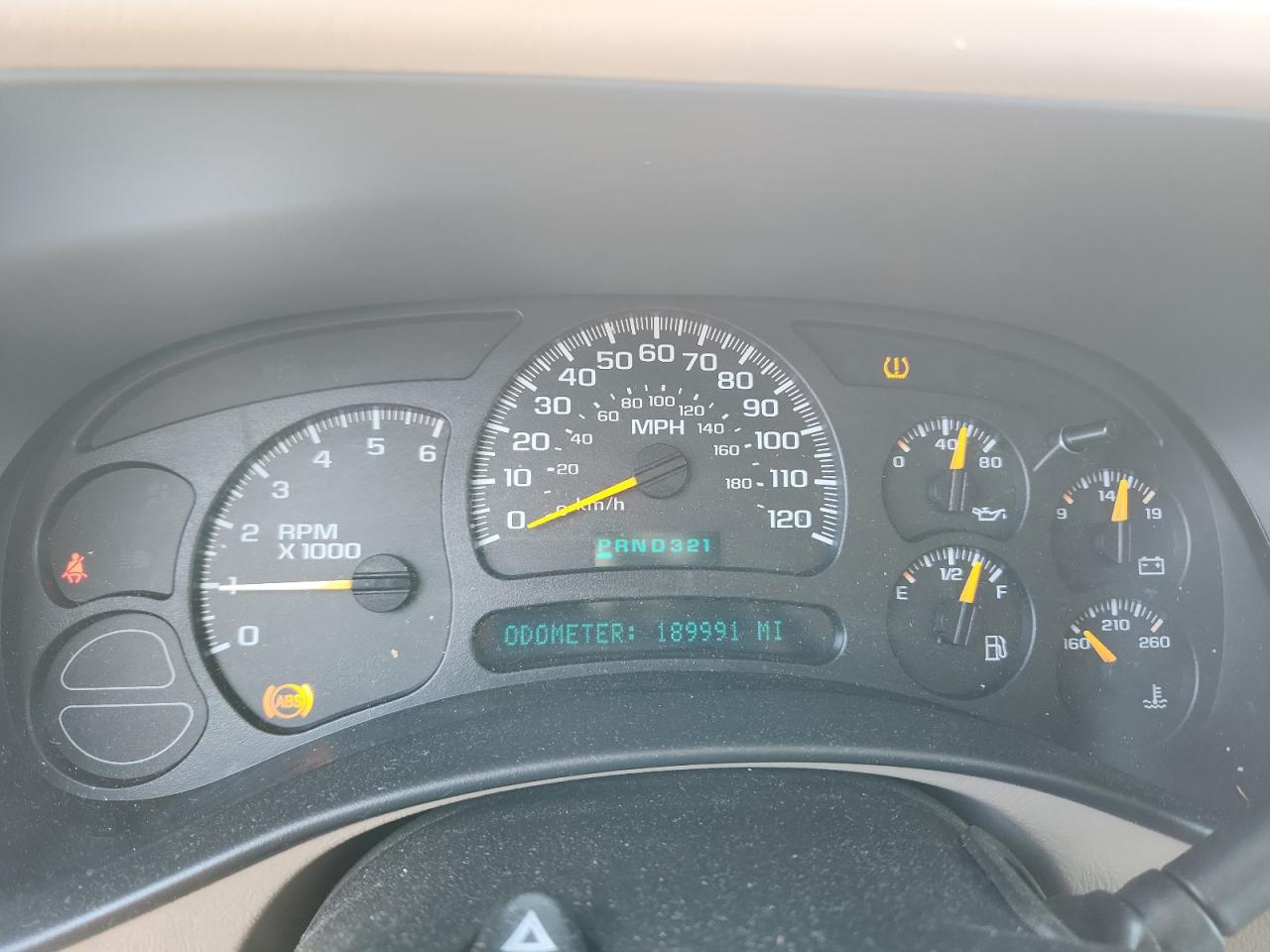 2004 Chevrolet Tahoe C1500 VIN: 1GNEC13ZX4J312282 Lot: 92598595