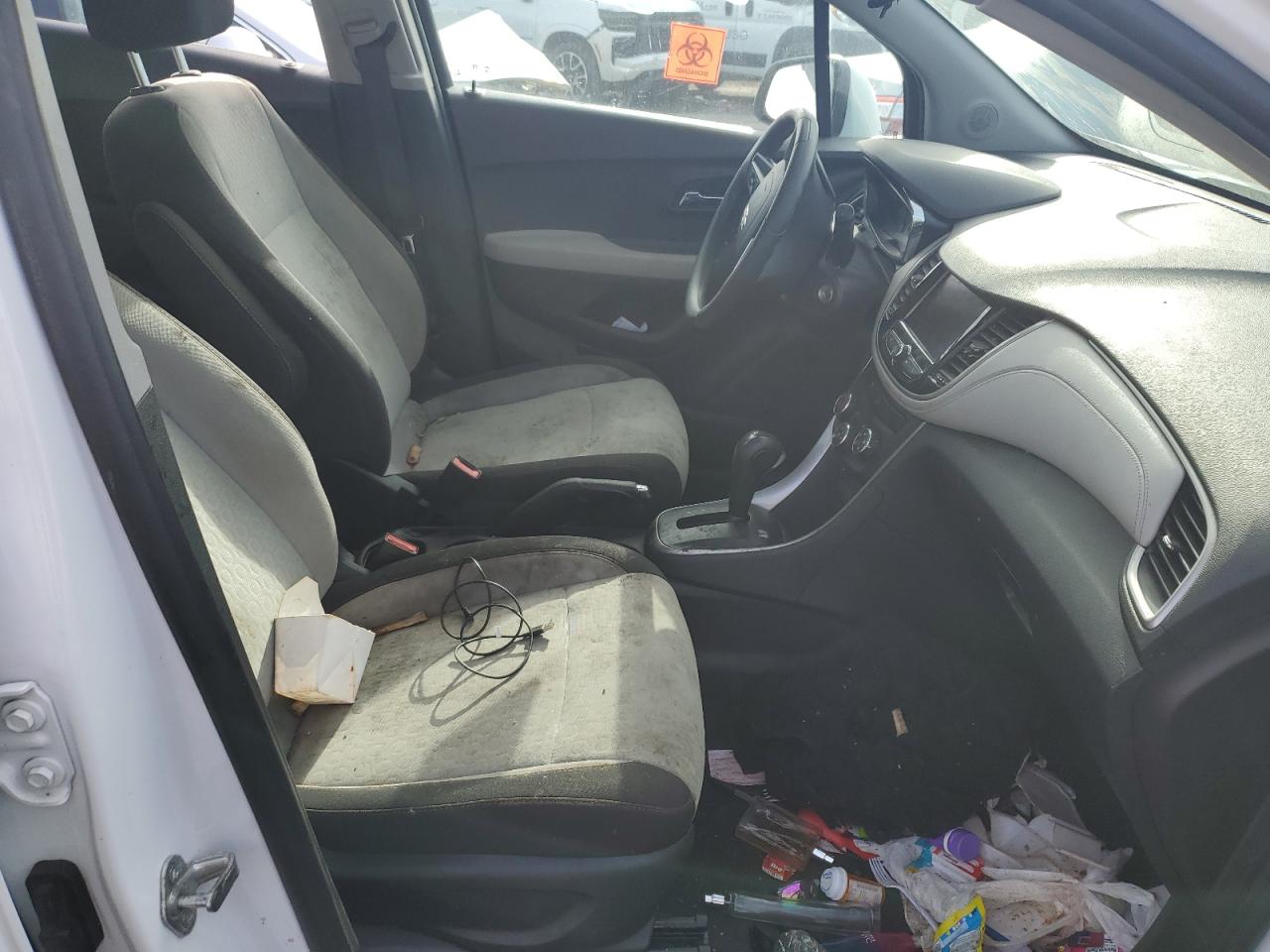 2020 Chevrolet Trax Ls VIN: 3GNCJKSB0LL214490 Lot: 92369165