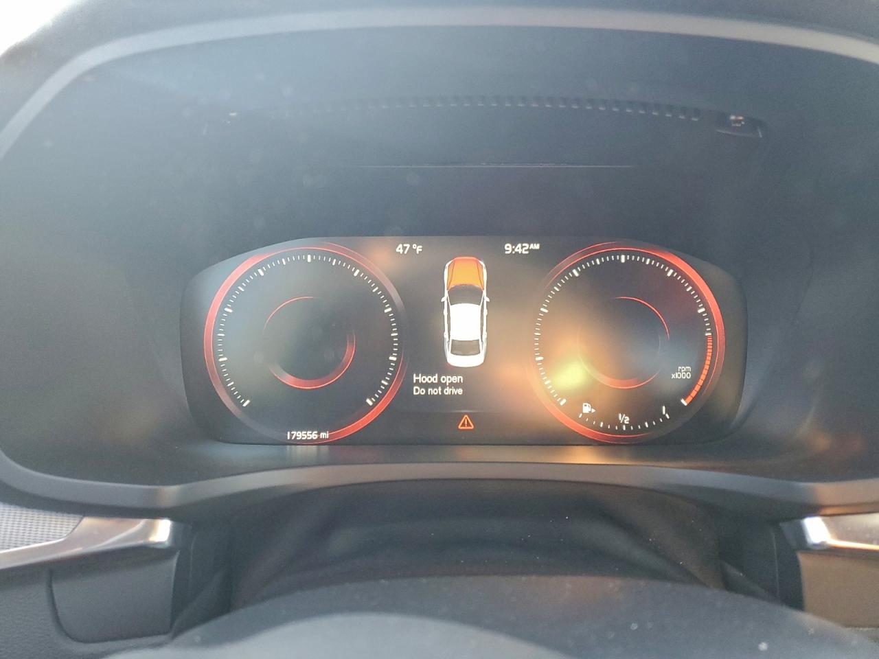 2019 Volvo S60 T6 R-Design VIN: 7JRA22TM7KG002736 Lot: 94300005