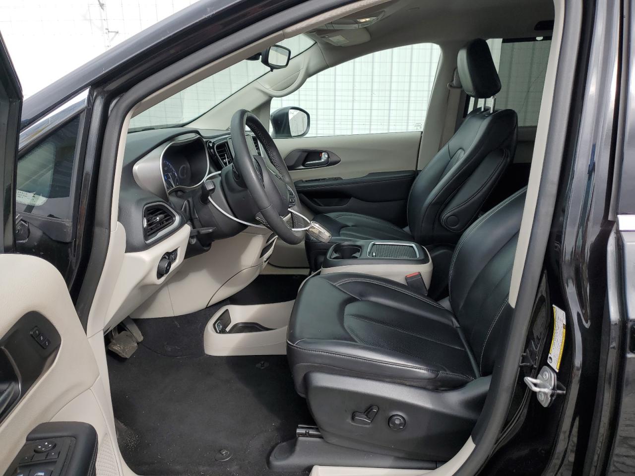 2023 Chrysler Pacifica Touring L VIN: 2C4RC1BG5PR528910 Lot: 92127815