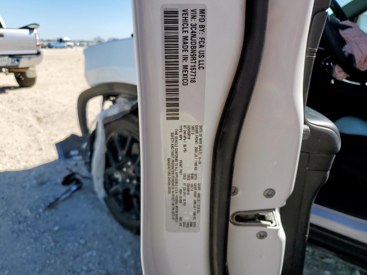 2024 Jeep Compass Latitude VIN: 3C4NJDBN9RT167718 Lot: 92476375