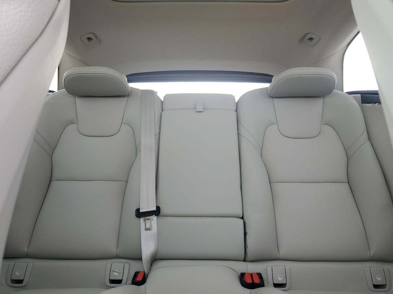 2024 Volvo Xc60 Plus VIN: YV4L12RL8R1836422 Lot: 93724035