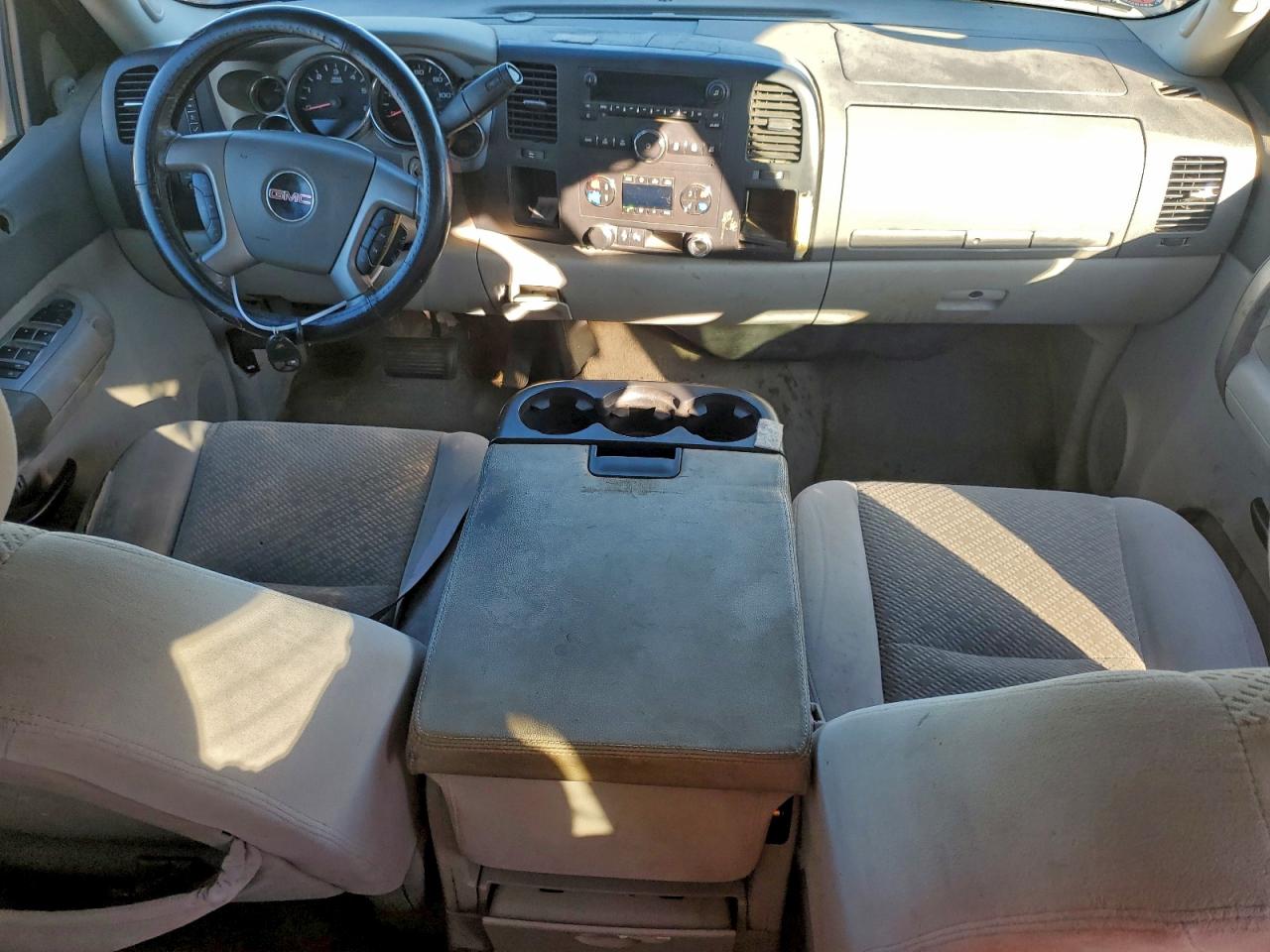 2008 GMC Sierra C1500 VIN: 2GTEC19J781248907 Lot: 93819775