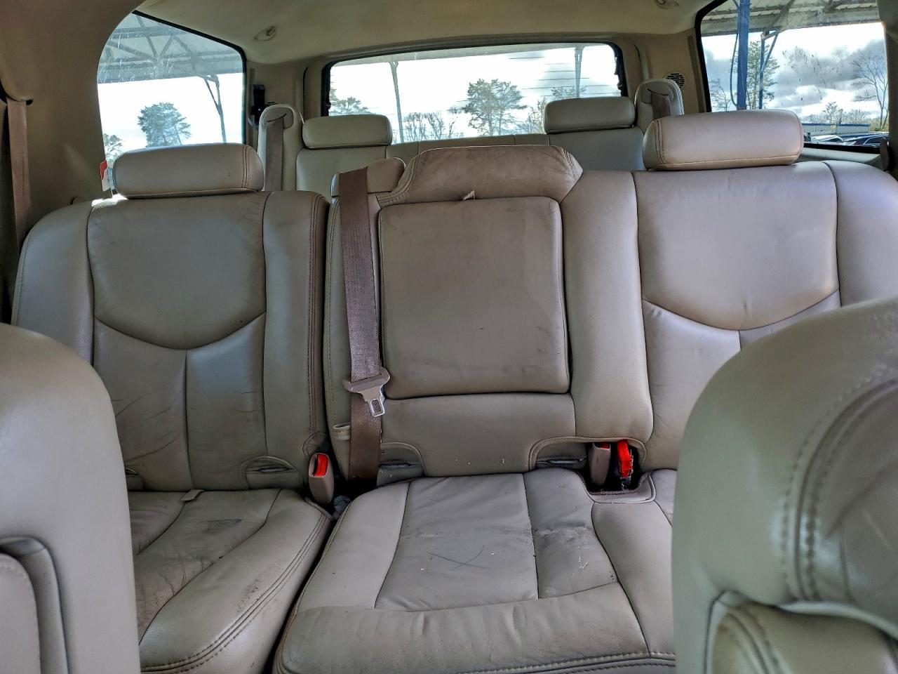 2004 Chevrolet Suburban C1500 VIN: 3GNEC16Z24G324312 Lot: 94746875