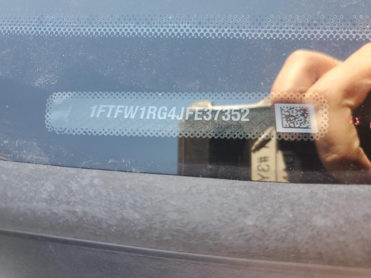 2018 Ford F150 Raptor VIN: 1FTFW1RG4JFE37352 Lot: 90989535