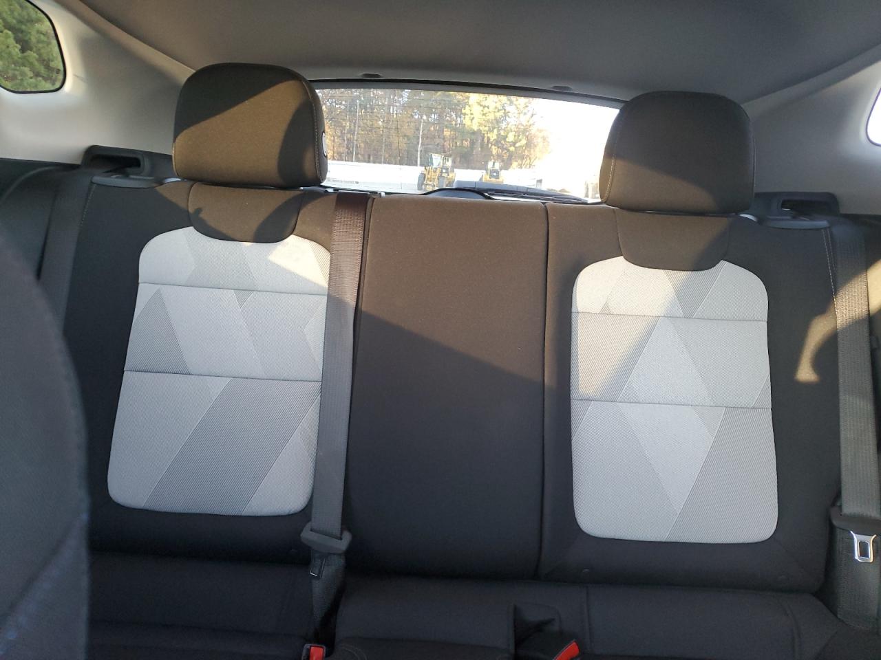 2025 Chevrolet Trax Ls VIN: KL77LFEPXSC333268 Lot: 92024765