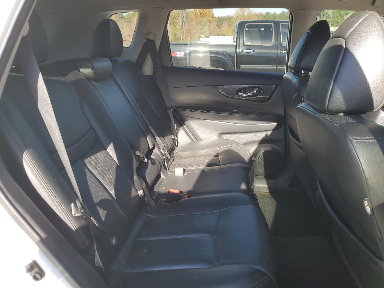 2016 Nissan Rogue S VIN: 5N1AT2MT6GC765603 Lot: 92037675