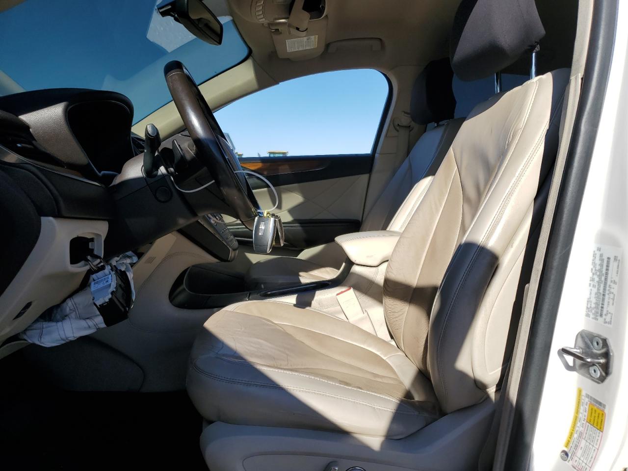 2018 Lincoln Mkc Select VIN: 5LMCJ2C99JUL01336 Lot: 91340455