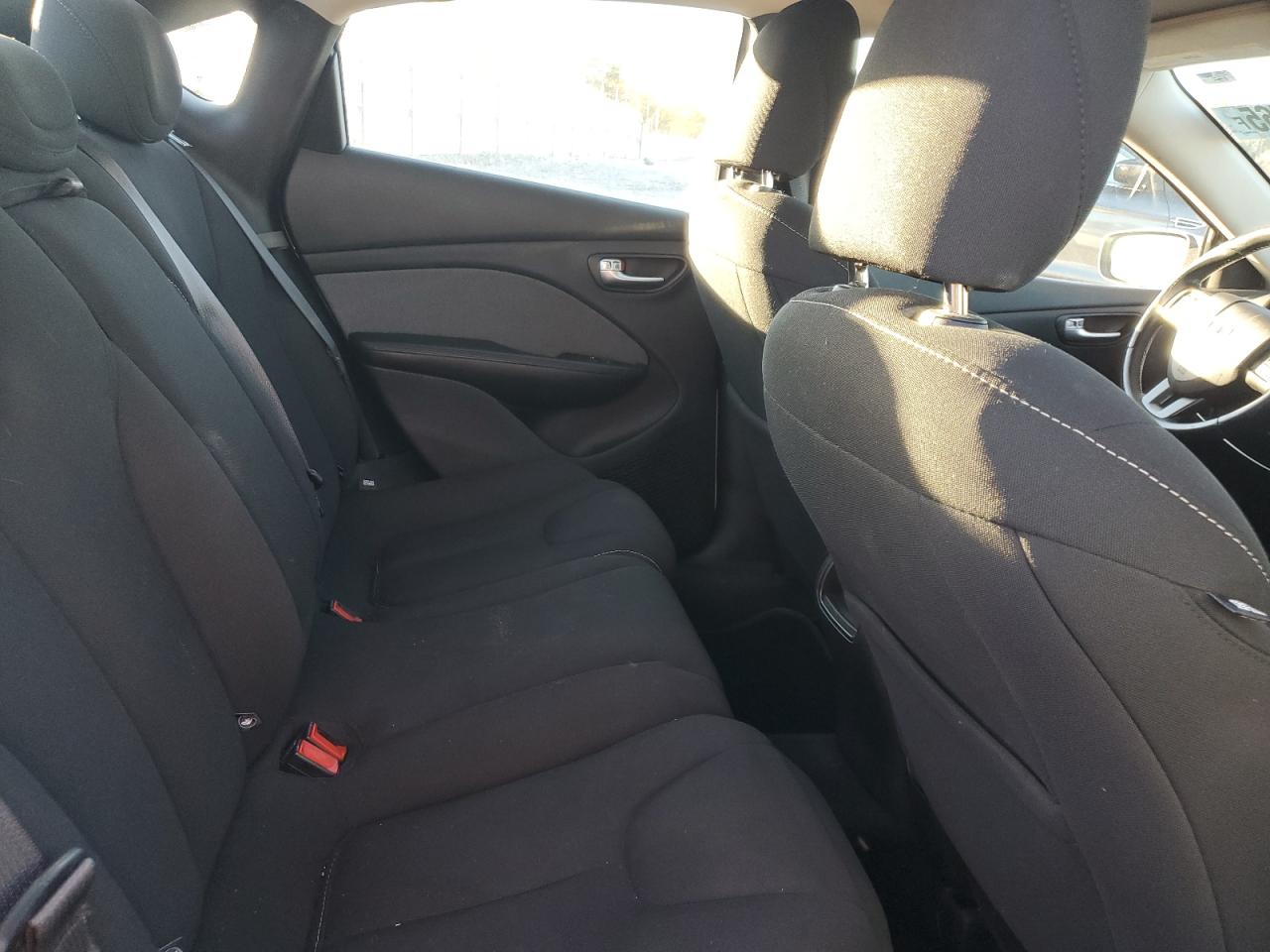 2013 Dodge Dart Sxt VIN: 1C3CDFBA4DD305210 Lot: 90631765