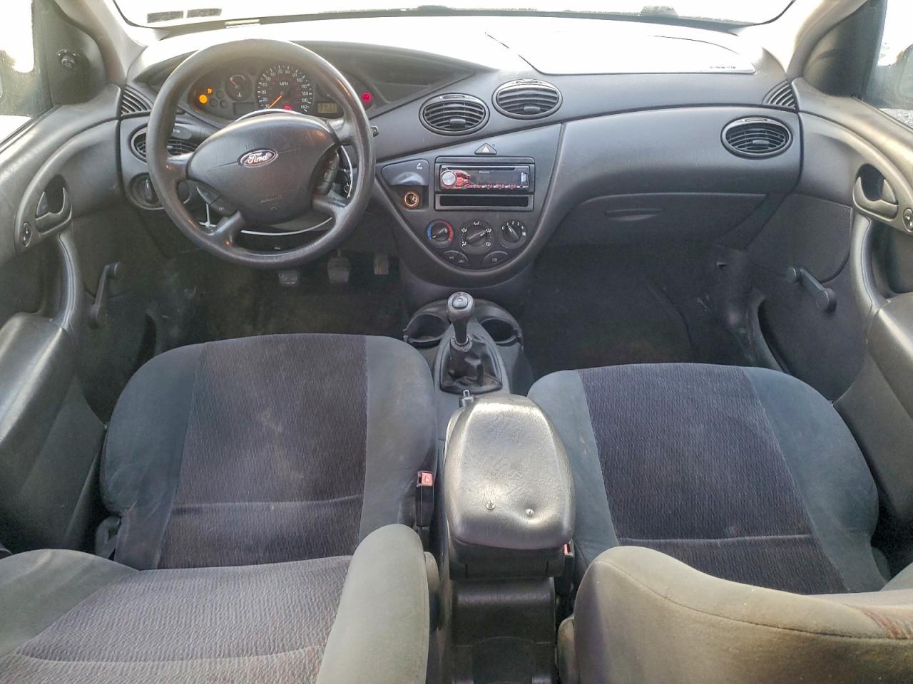 2000 Ford Focus Se VIN: 1FAFP34P6YW329511 Lot: 94960755