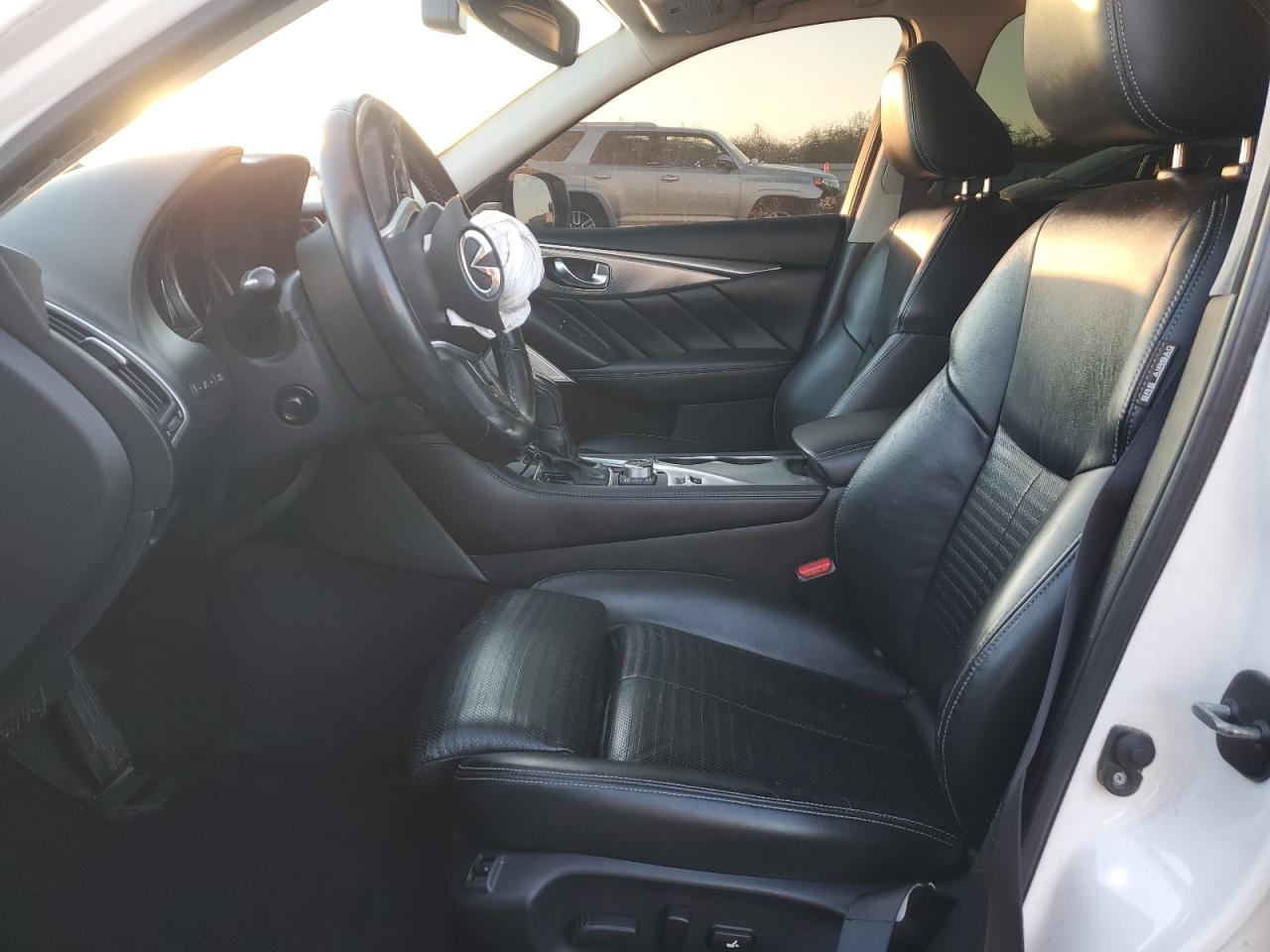 2018 Infiniti Q50 Luxe VIN: JN1EV7AP1JM353839 Lot: 93554535