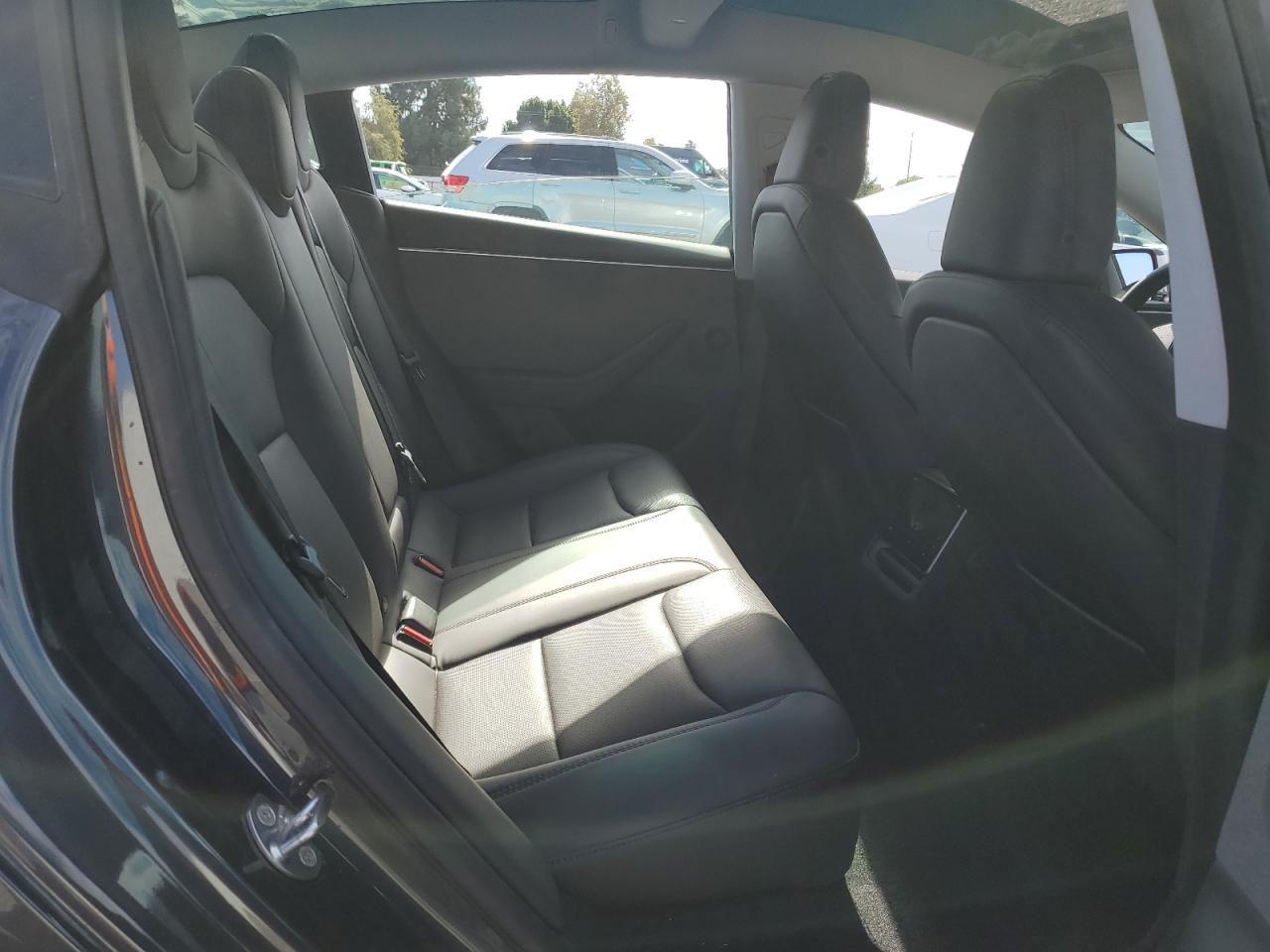 2025 Tesla Model 3 VIN: 5YJ3E1EA9SF892176 Lot: 93484965