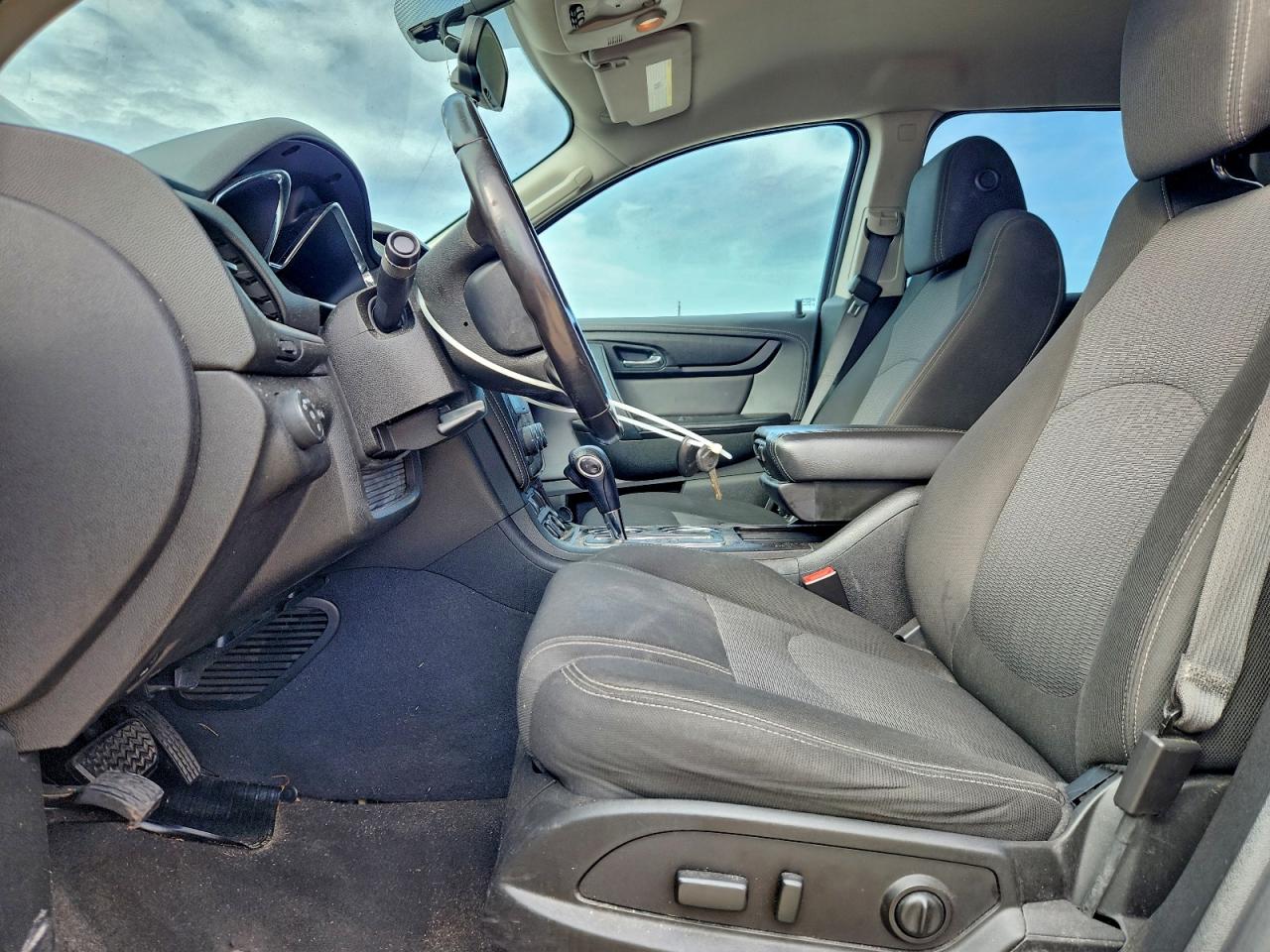 2017 Chevrolet Traverse Lt VIN: 1GNKVGKD9HJ250966 Lot: 94330605