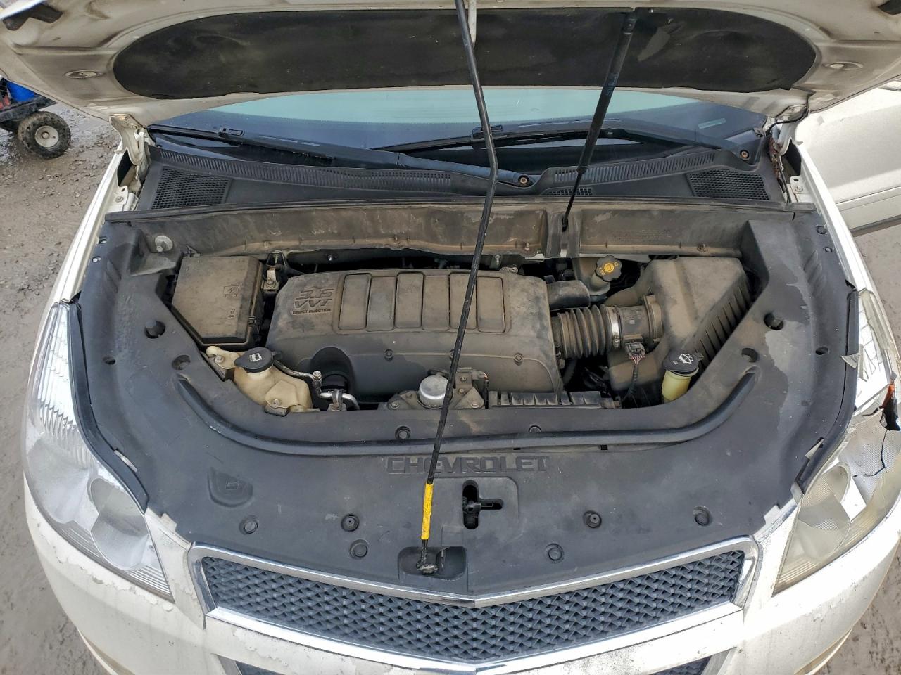 2011 Chevrolet Traverse Lt VIN: 1GNKVGEDXBJ352070 Lot: 94315365