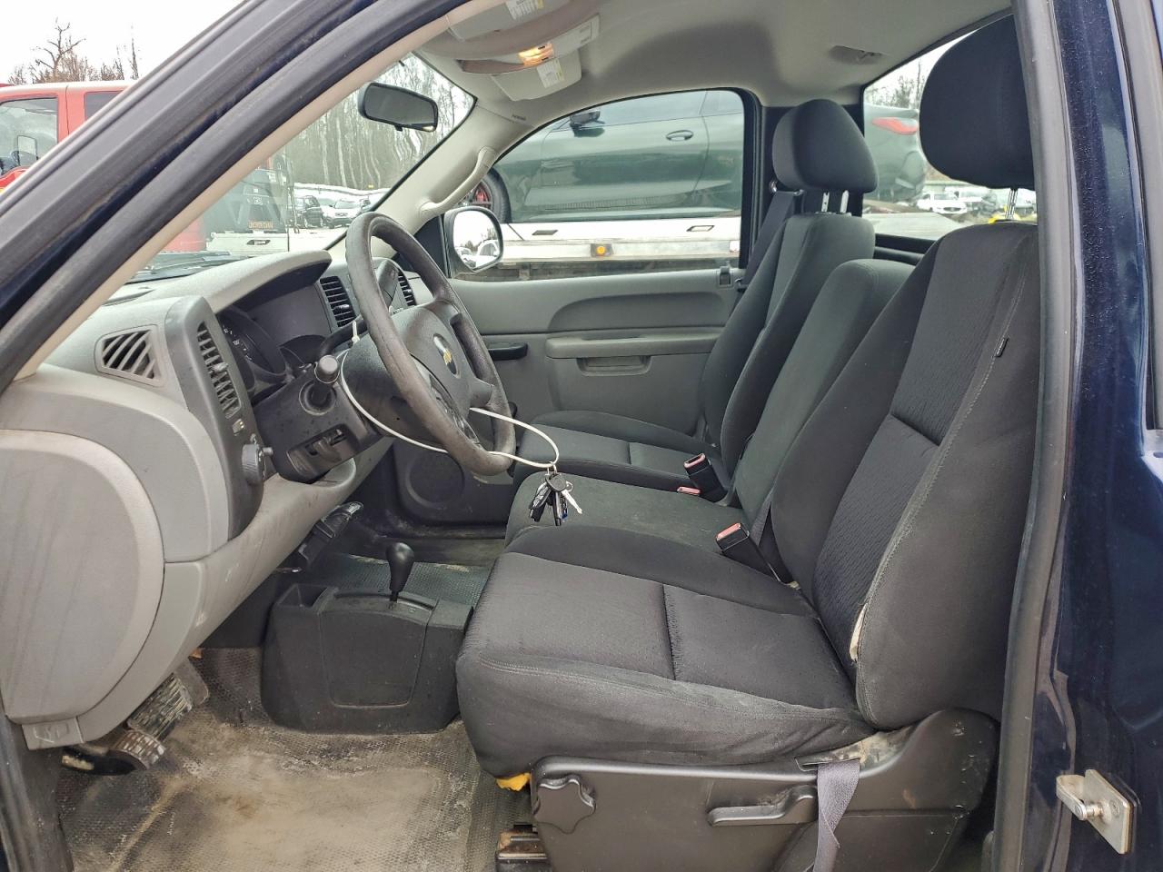 2011 Chevrolet Silverado K1500 VIN: 1GCNKPEAXBZ274265 Lot: 94251465