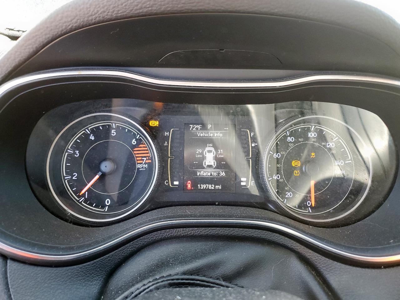 2019 Jeep Cherokee Latitude VIN: 1C4PJLCB8KD466376 Lot: 90303165