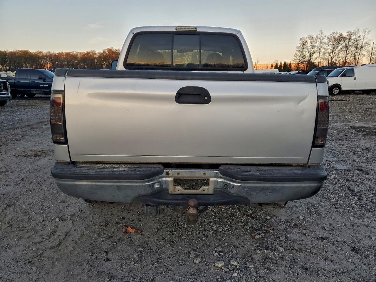 2000 Ford F250 Super Duty VIN: 1FTNX21F1YEB54585 Lot: 94648385