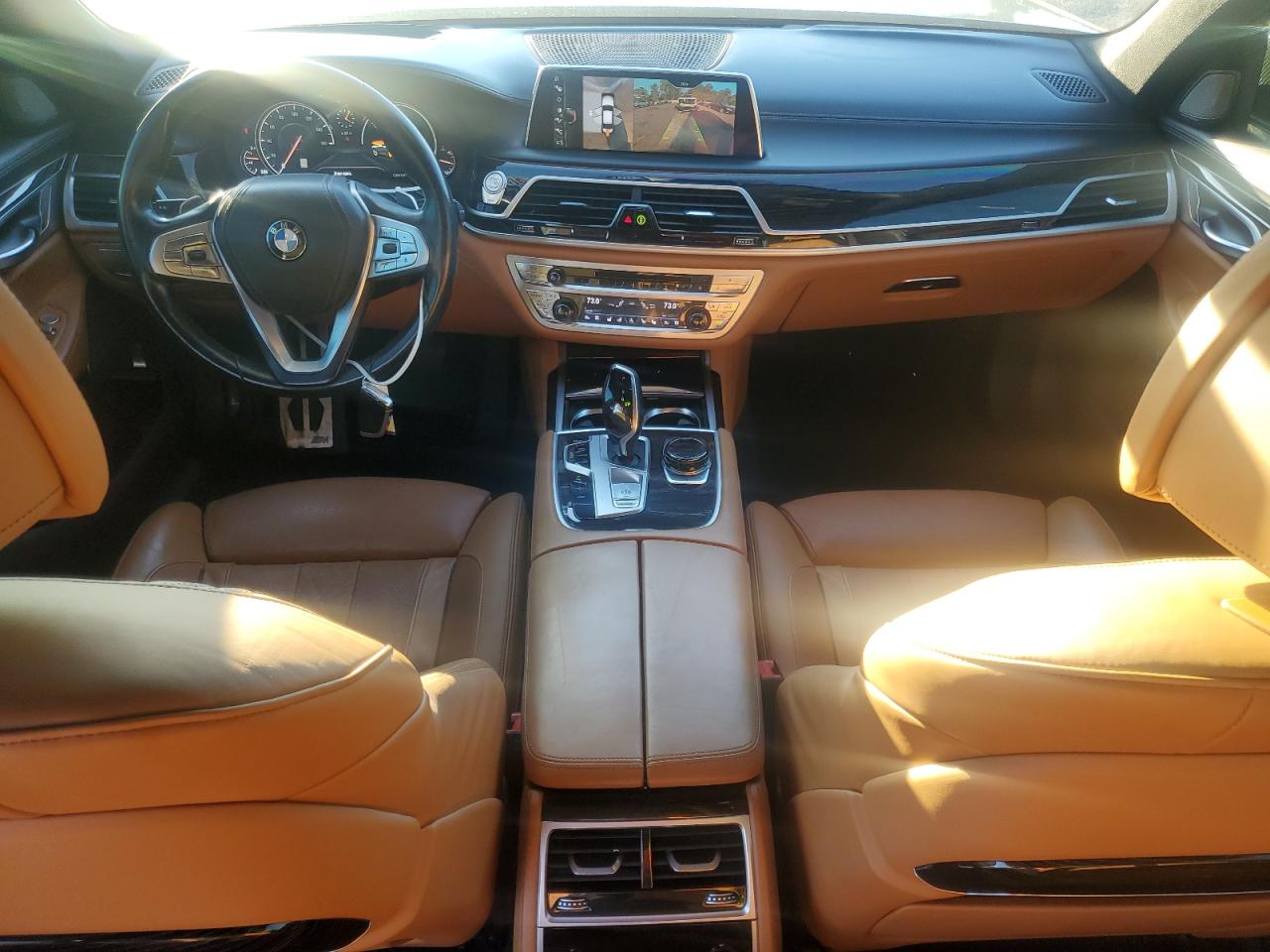 Фото: WBA7F2C56HG422385