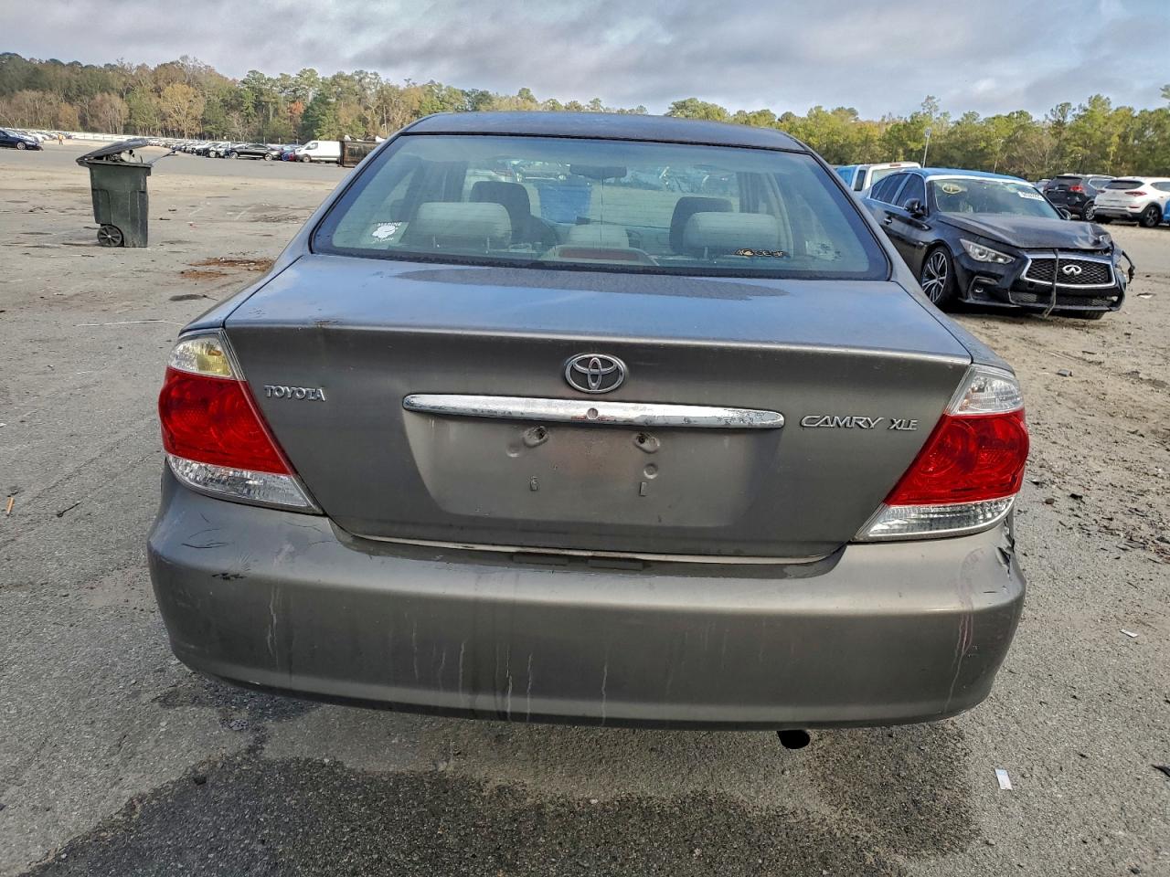 2005 Toyota Camry Le VIN: 4T1BE30K15U993792 Lot: 94469355