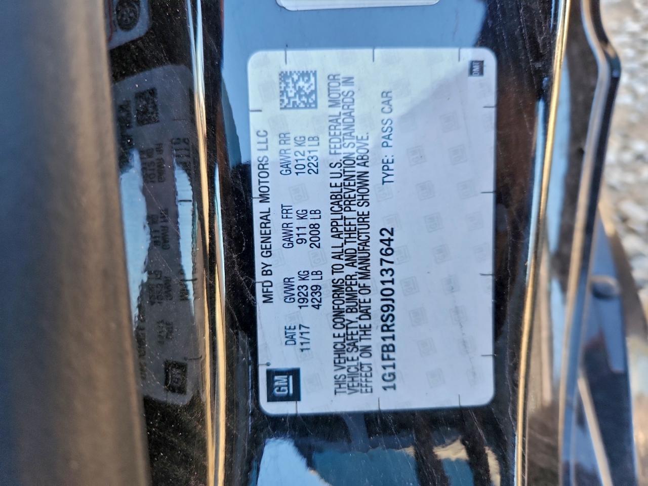 2018 Chevrolet Camaro Lt VIN: 1G1FB1RS9J0137642 Lot: 94796705