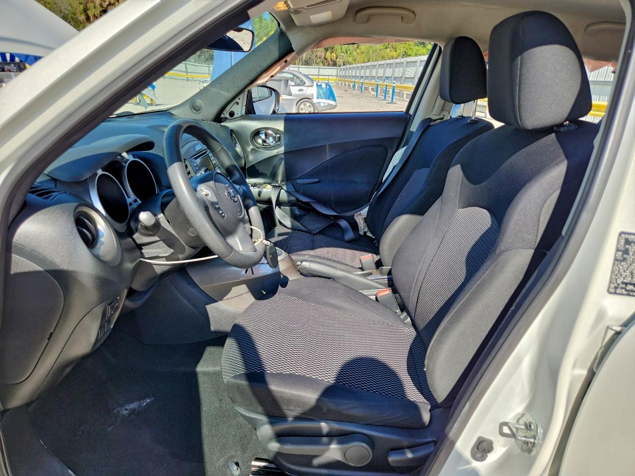 2017 Nissan Juke S VIN: JN8AF5MR0HT703377 Lot: 94528205