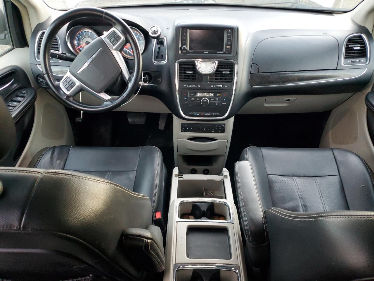 2012 Chrysler Town & Country Touring L VIN: 2C4RC1CG3CR401839 Lot: 70080435