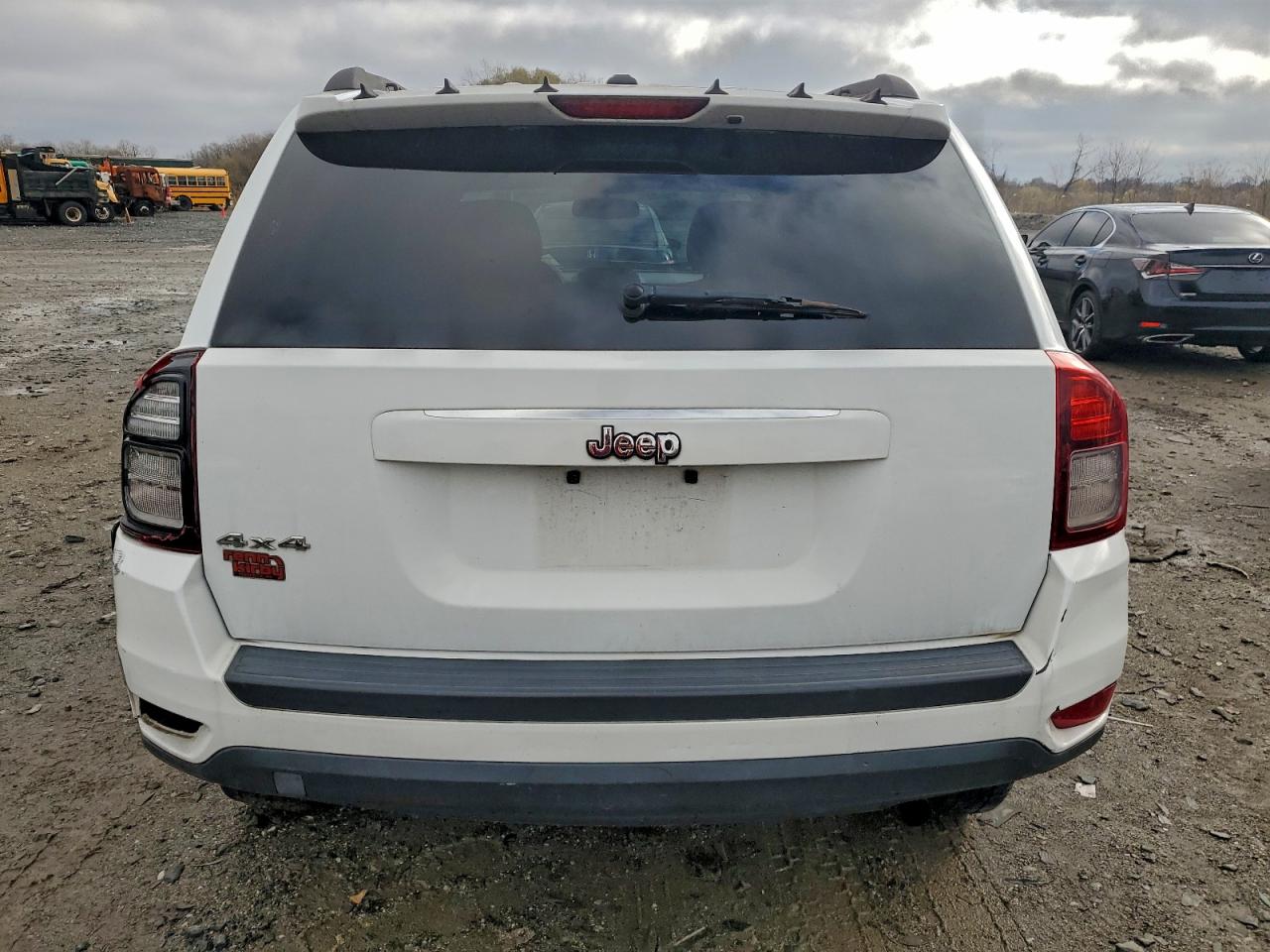 2016 Jeep Compass Sport VIN: 1C4NJDBBXGD770539 Lot: 94746215