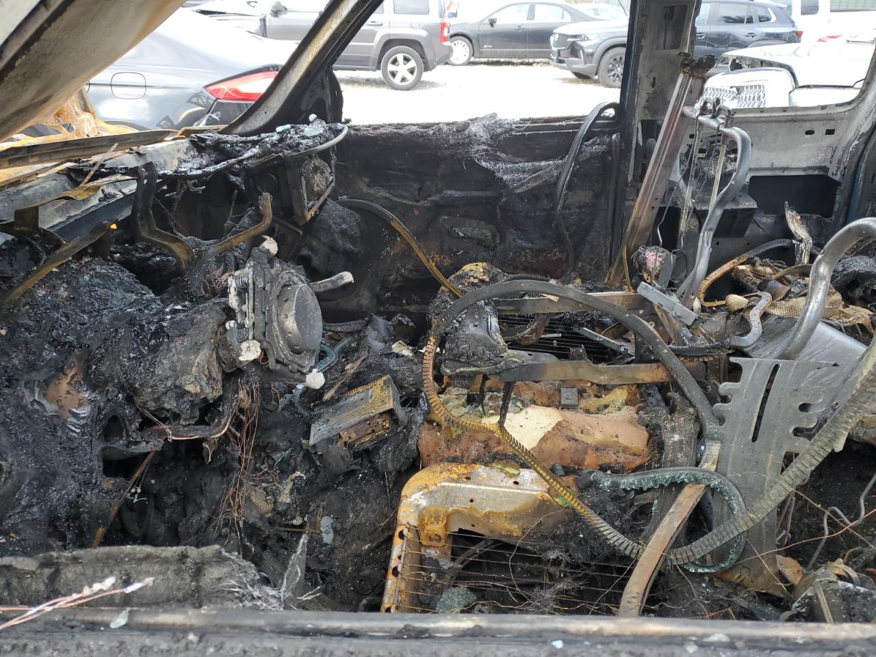 2002 Chevrolet Silverado K1500 VIN: 2GCEK19T121258022 Lot: 92391675