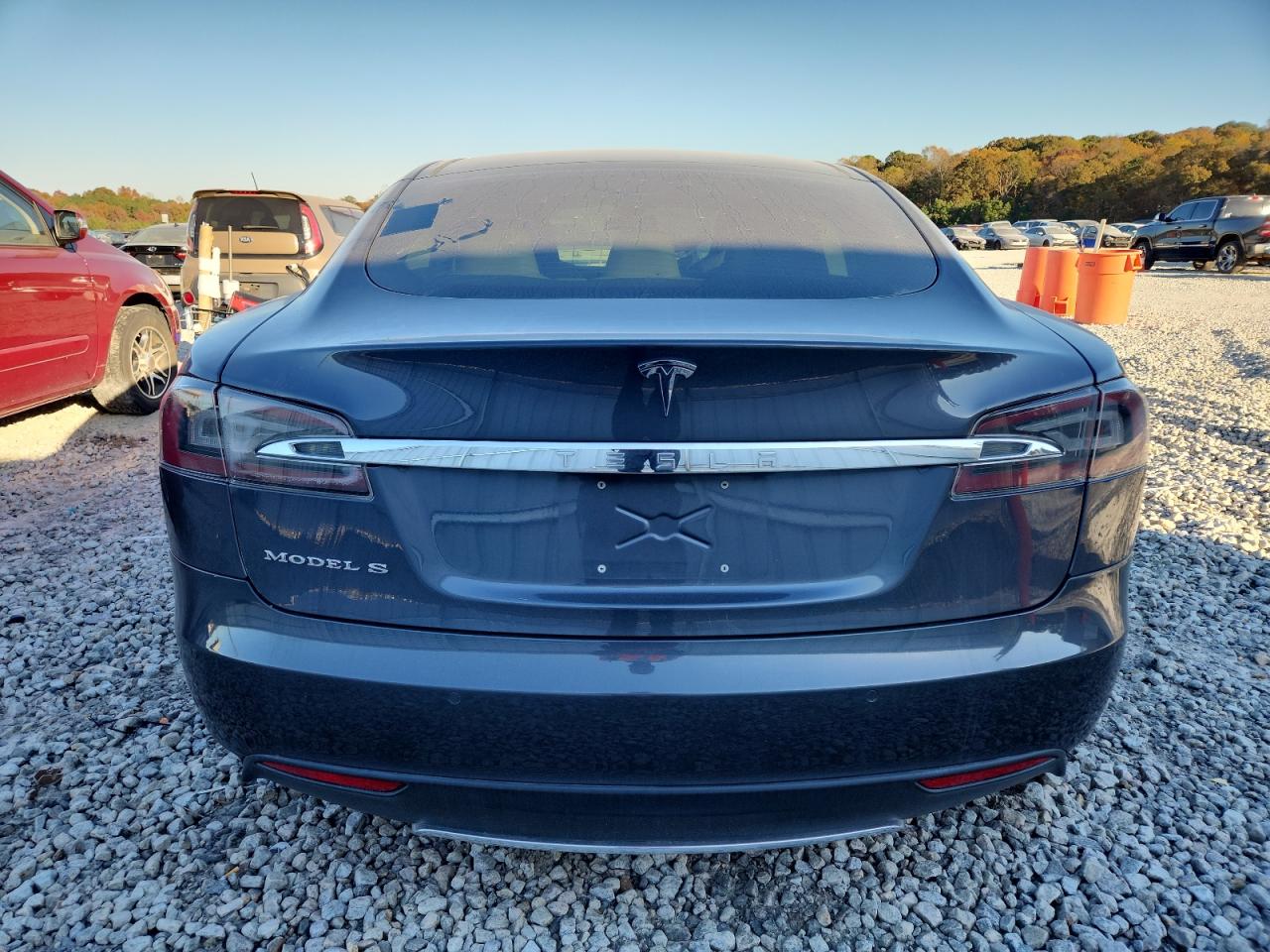 2014 Tesla Model S VIN: 5YJSA1S13EFP63690 Lot: 90750545