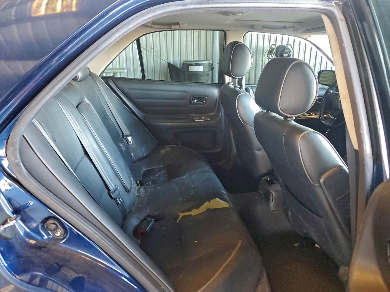 2005 Lexus Is 300 VIN: JTHBD192350100879 Lot: 94584025