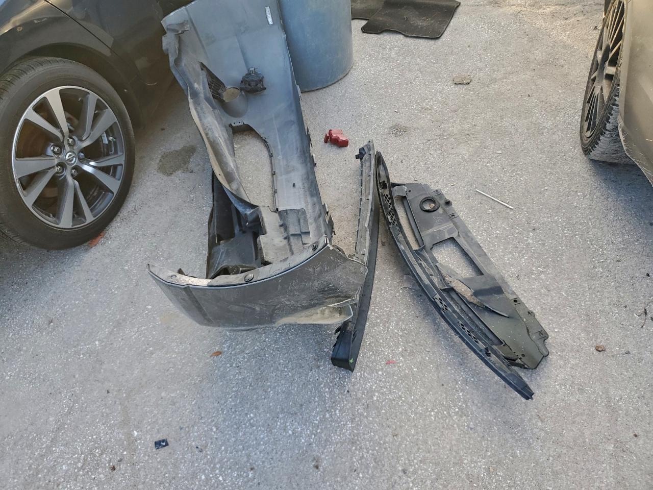 2011 Ford Focus Ses VIN: 1FAHP3GN4BW107740 Lot: 93841495