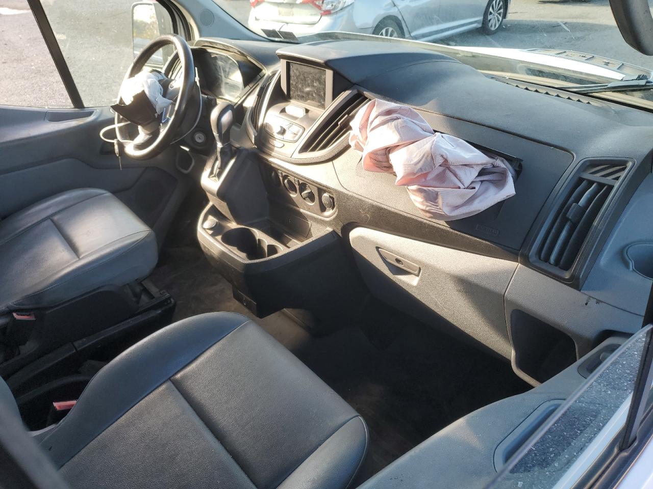 2019 Ford Transit Delivery Van VIN: 1FTYR2CM9KKB88415 Lot: 91466185