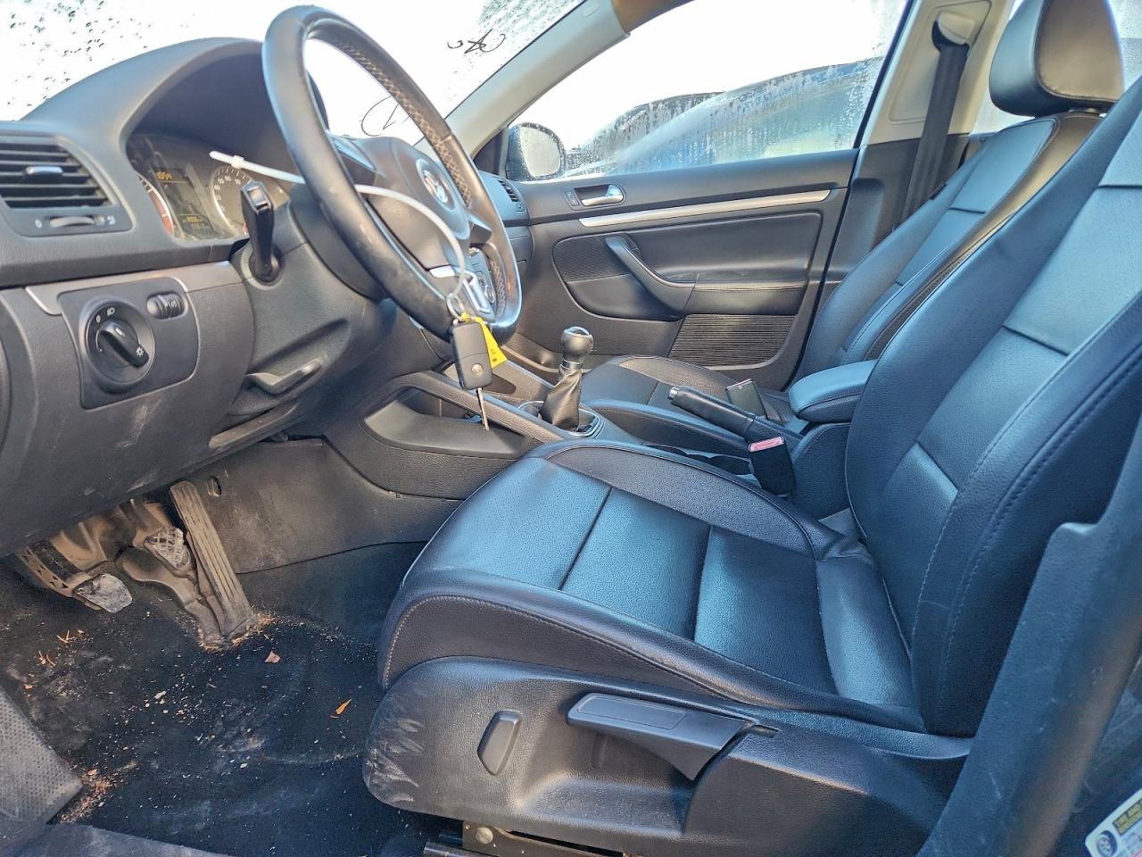 2010 Volkswagen Jetta Limited VIN: 3VWAZ7AJ4AM095989 Lot: 93344145