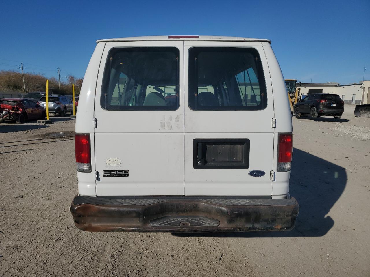 2000 Ford Econoline E350 Super Duty Wagon VIN: 1FBSS31L2YHC02997 Lot: 91029705