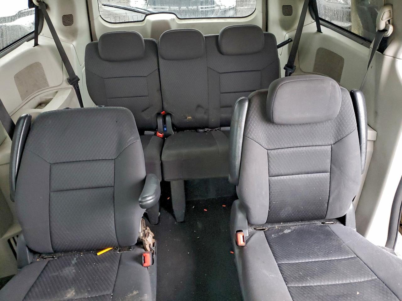 2010 Dodge Grand Caravan Se VIN: 2D4RN4DE7AR470302 Lot: 92138845