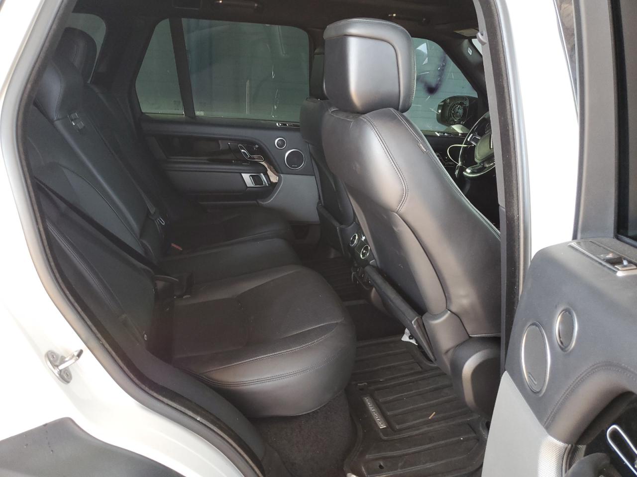 2018 Land Rover Range Rover Hse VIN: SALGS2SV6JA383928 Lot: 92020925