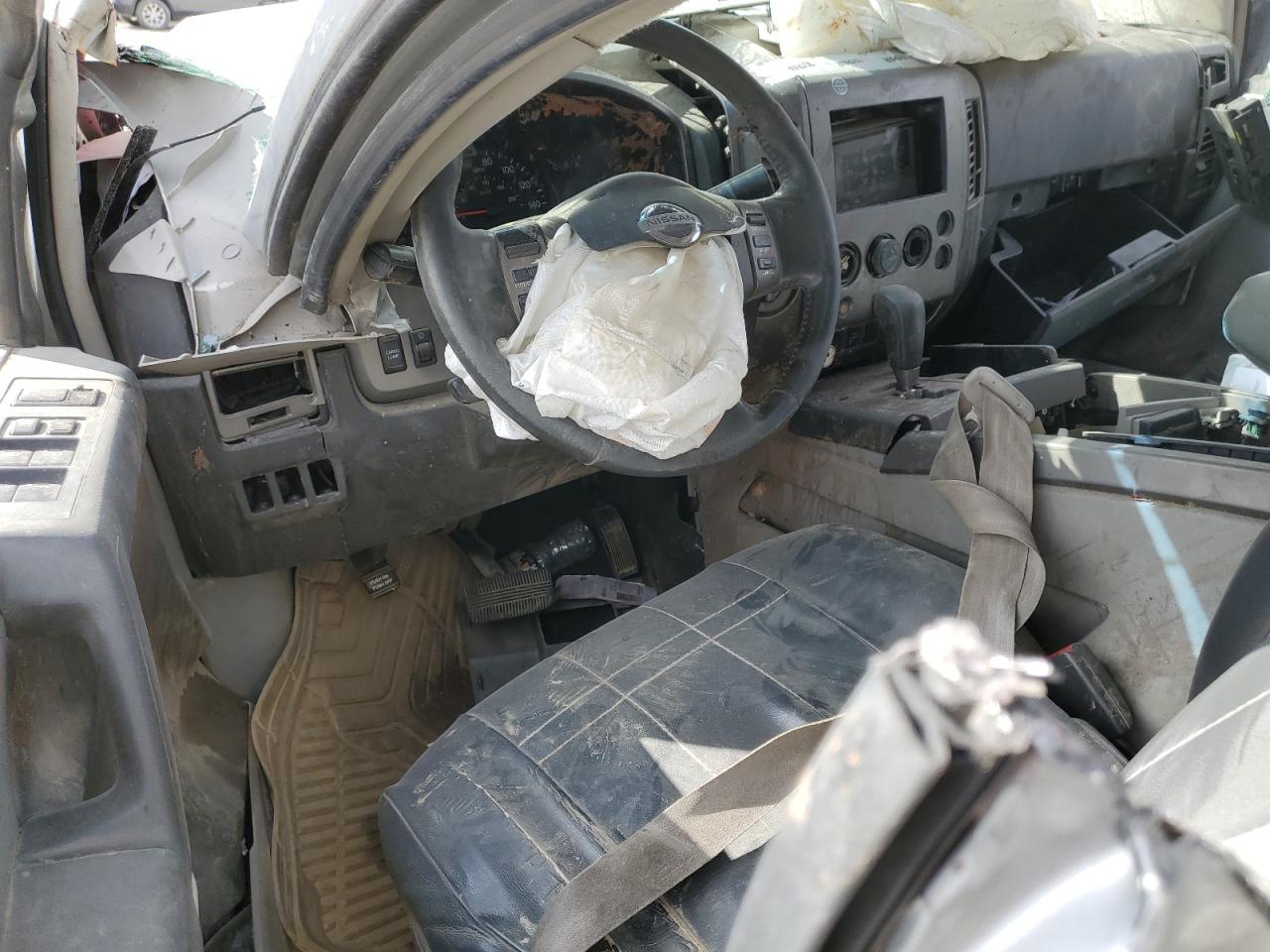 2004 Nissan Titan Xe VIN: 1N6AA07B44N572526 Lot: 92216315