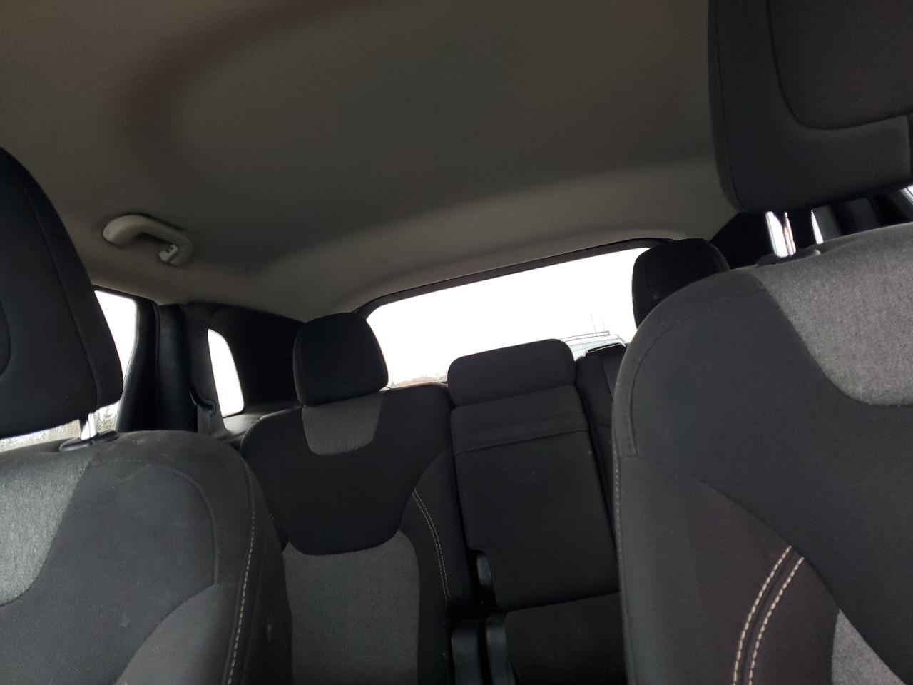 2016 Jeep Cherokee Sport VIN: 1C4PJMAB4GW227606 Lot: 92442345