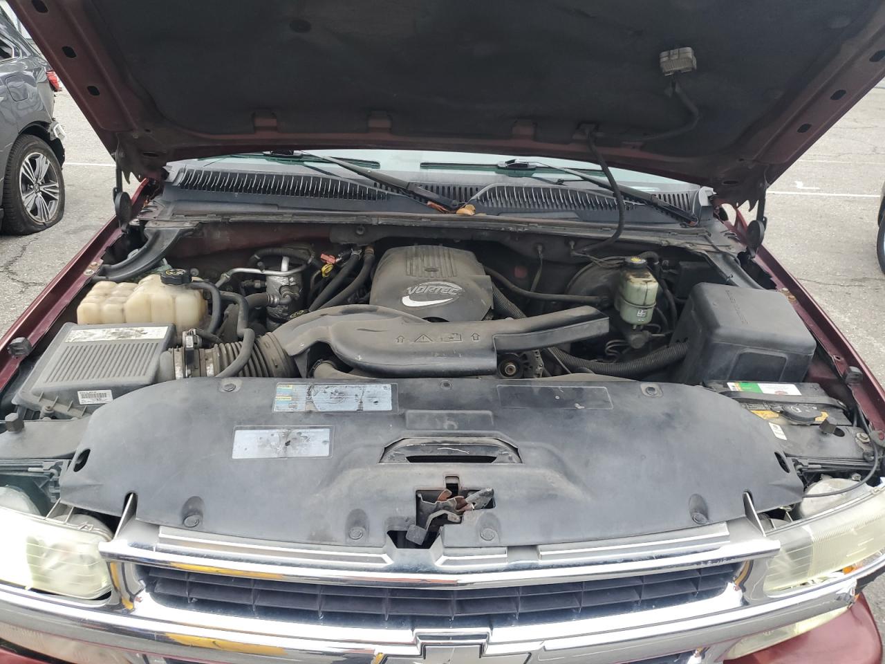 2002 Chevrolet Tahoe C1500 VIN: 1GNEC13T82R237513 Lot: 91925245