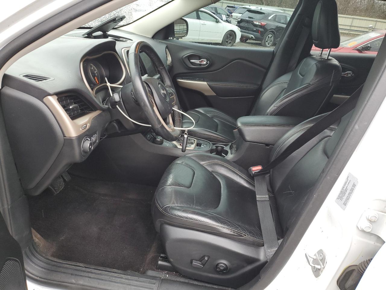 2017 Jeep Cherokee Limited VIN: 1C4PJMDS8HD225981 Lot: 92852295