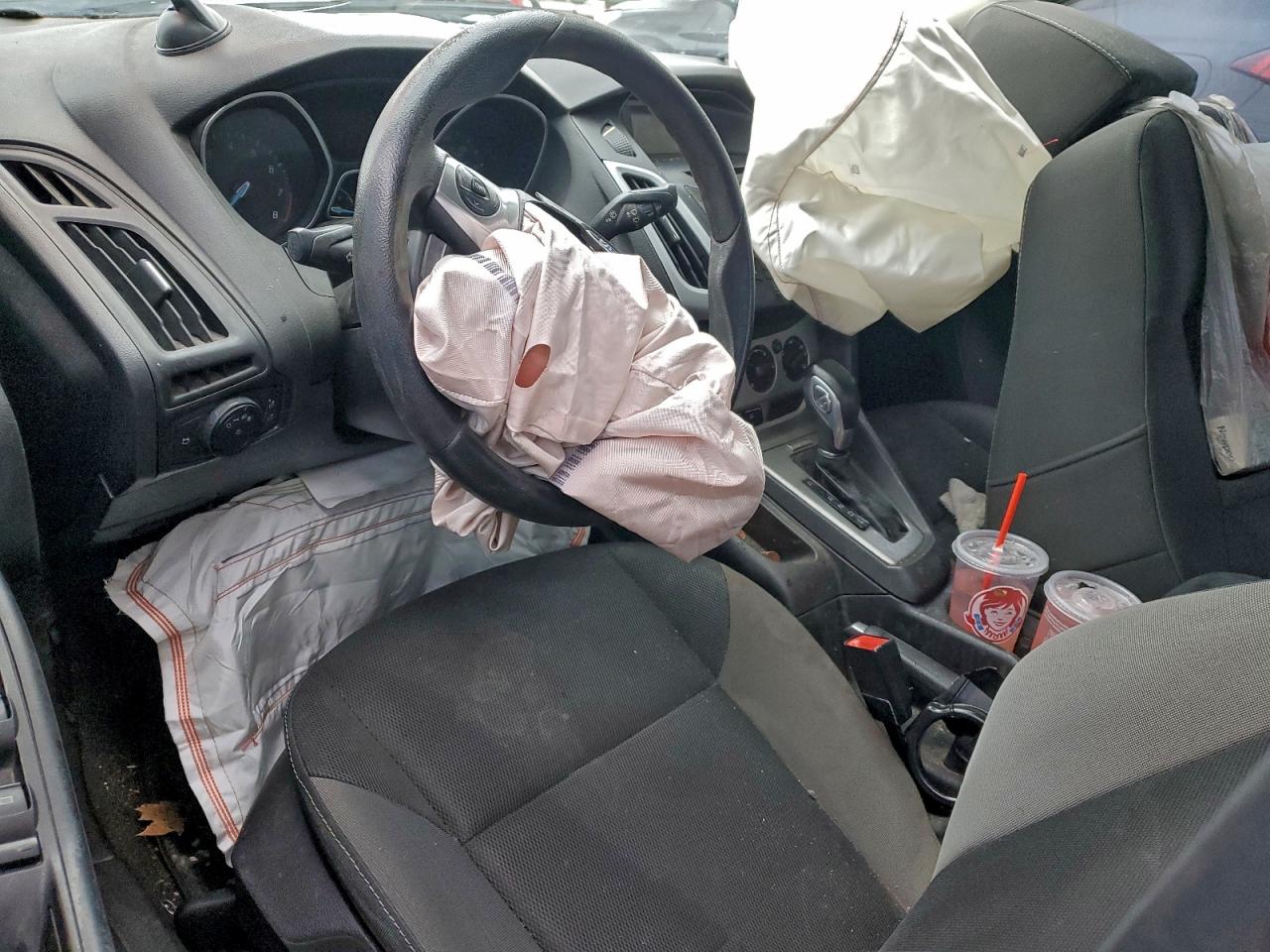 2014 Ford Focus Se VIN: 1FADP3F23EL462278 Lot: 94690205