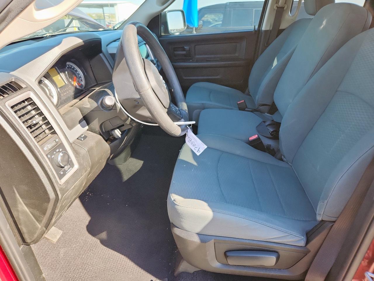 2019 Ram 1500 Classic Tradesman VIN: 1C6RR6FG6KS555635 Lot: 92038265