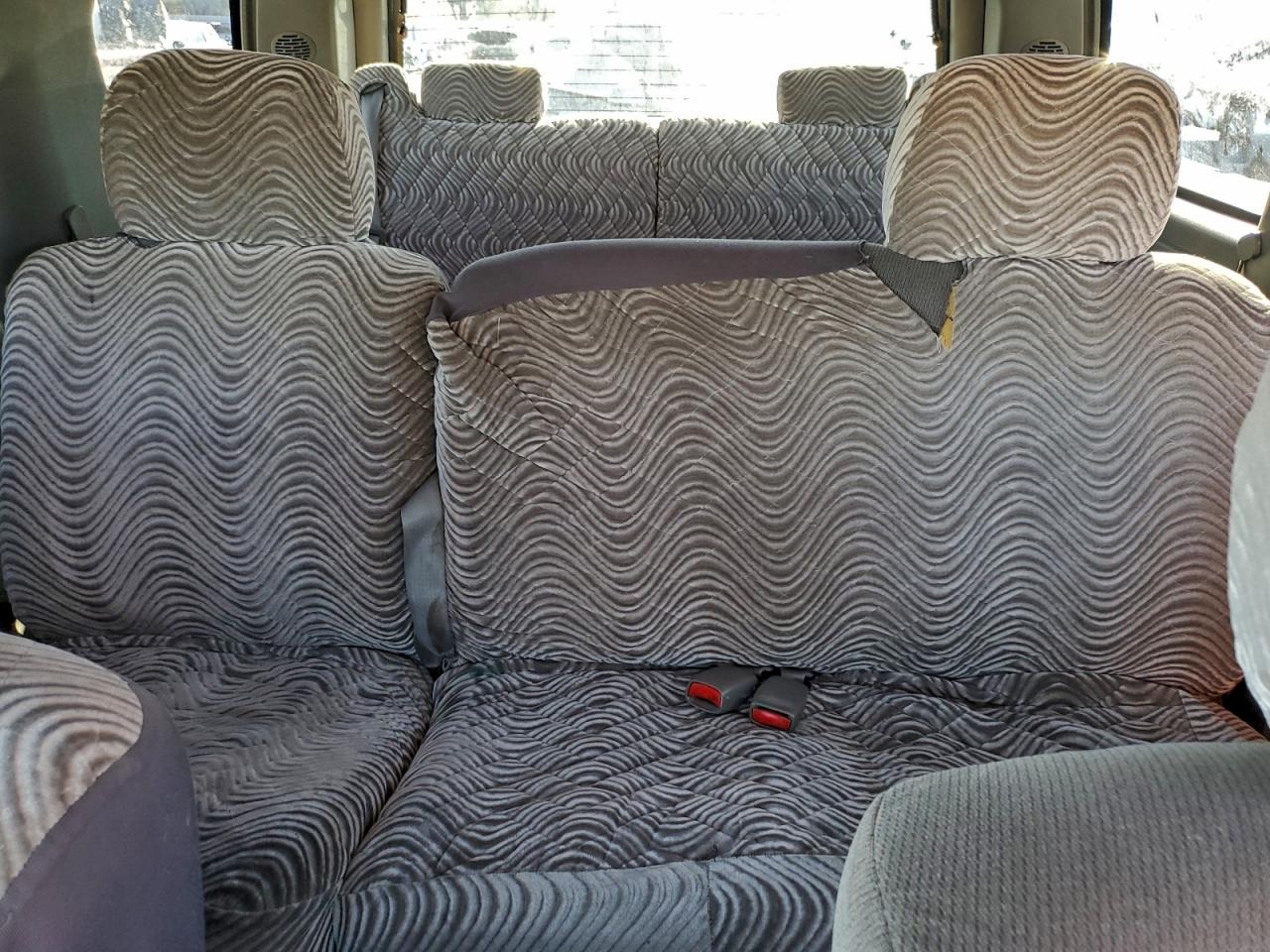 2002 GMC Yukon VIN: 1GKEC13V62R264918 Lot: 94303595