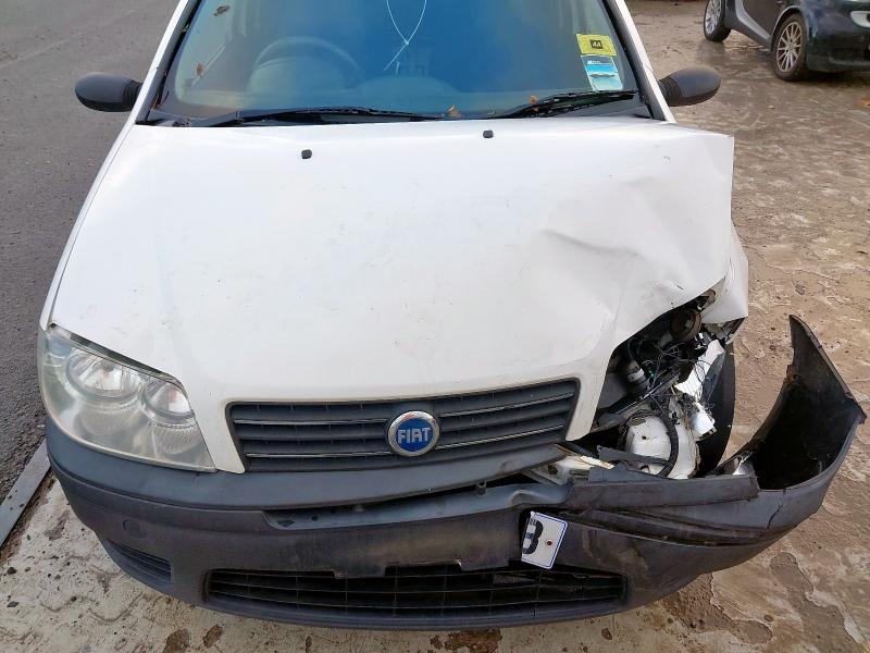 2004 FIAT PUNTO VAN JTD 