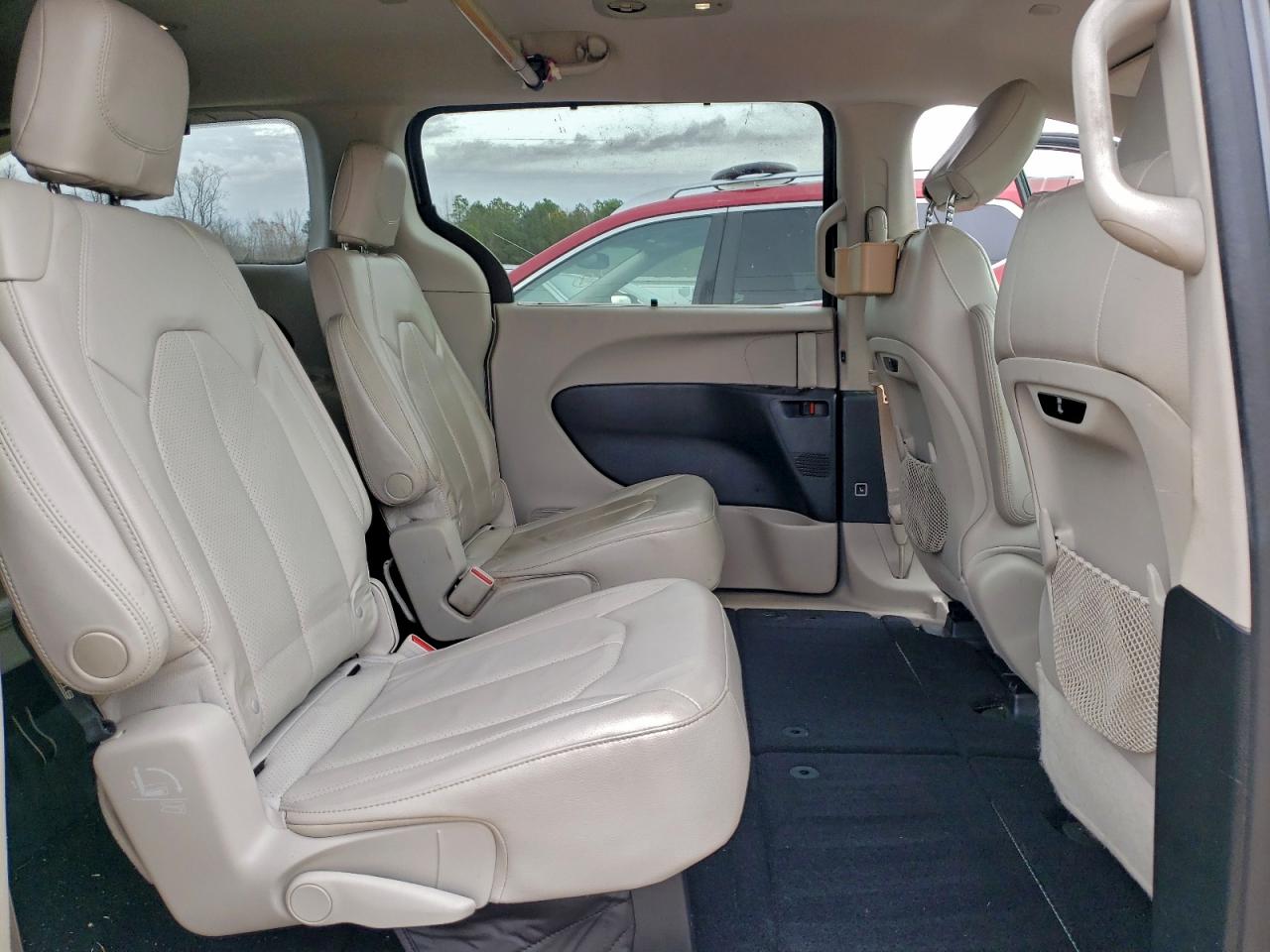 2018 Chrysler Pacifica Touring L VIN: 2C4RC1BG0JR174172 Lot: 94227715