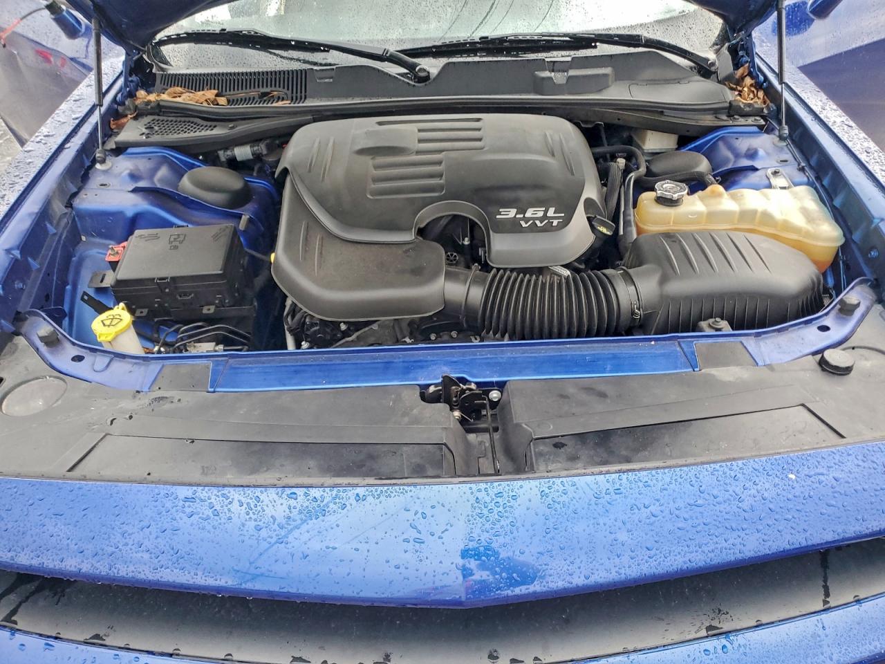 2018 Dodge Challenger Sxt VIN: 2C3CDZAG5JH215134 Lot: 94088745