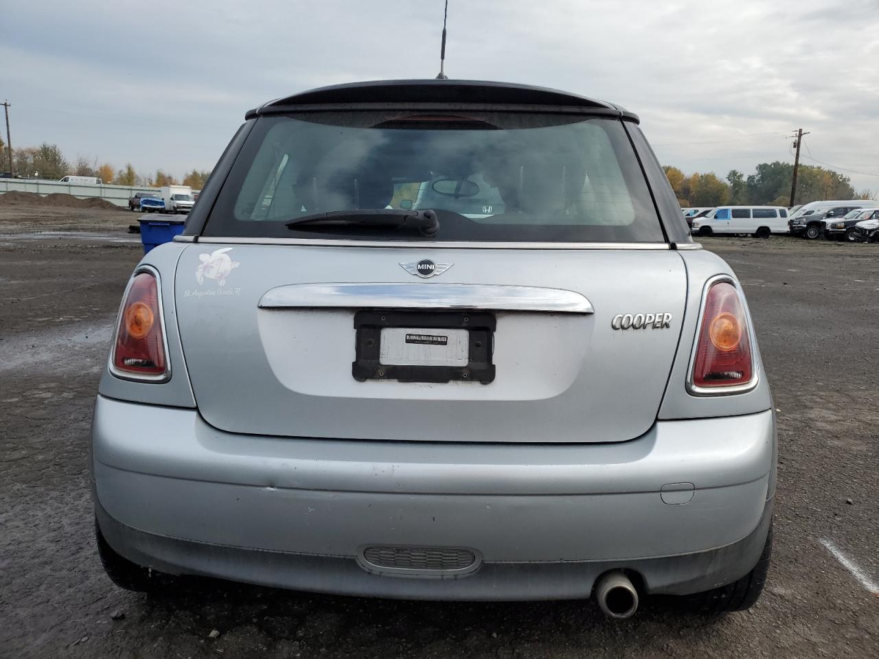 2007 Mini Cooper VIN: WMWMF33507TT51201 Lot: 92319625