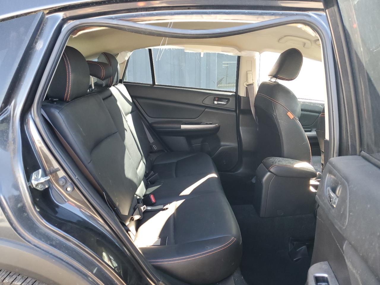 2016 Subaru Crosstrek Limited VIN: JF2GPAKC1G8207050 Lot: 90979895